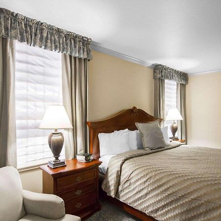 Liberty Hotel, Ascend Hotel Collection Cleburne Esterno foto