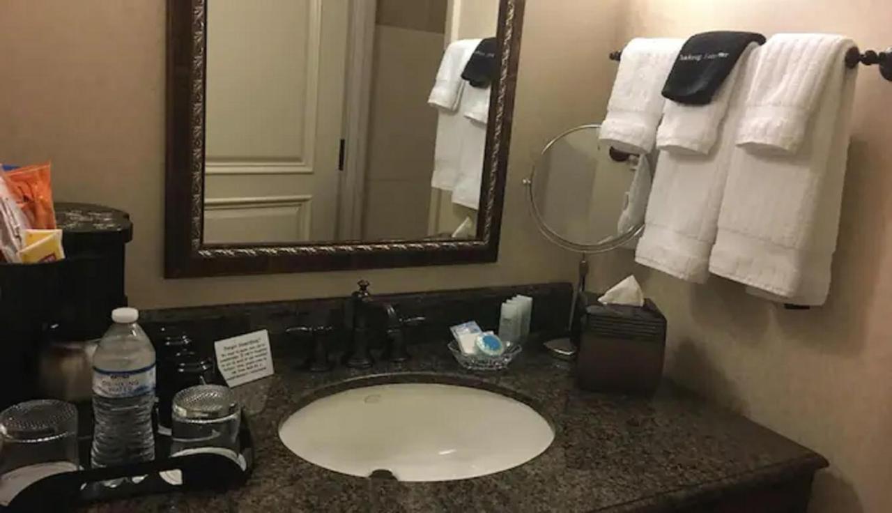 Liberty Hotel, Ascend Hotel Collection Cleburne Esterno foto