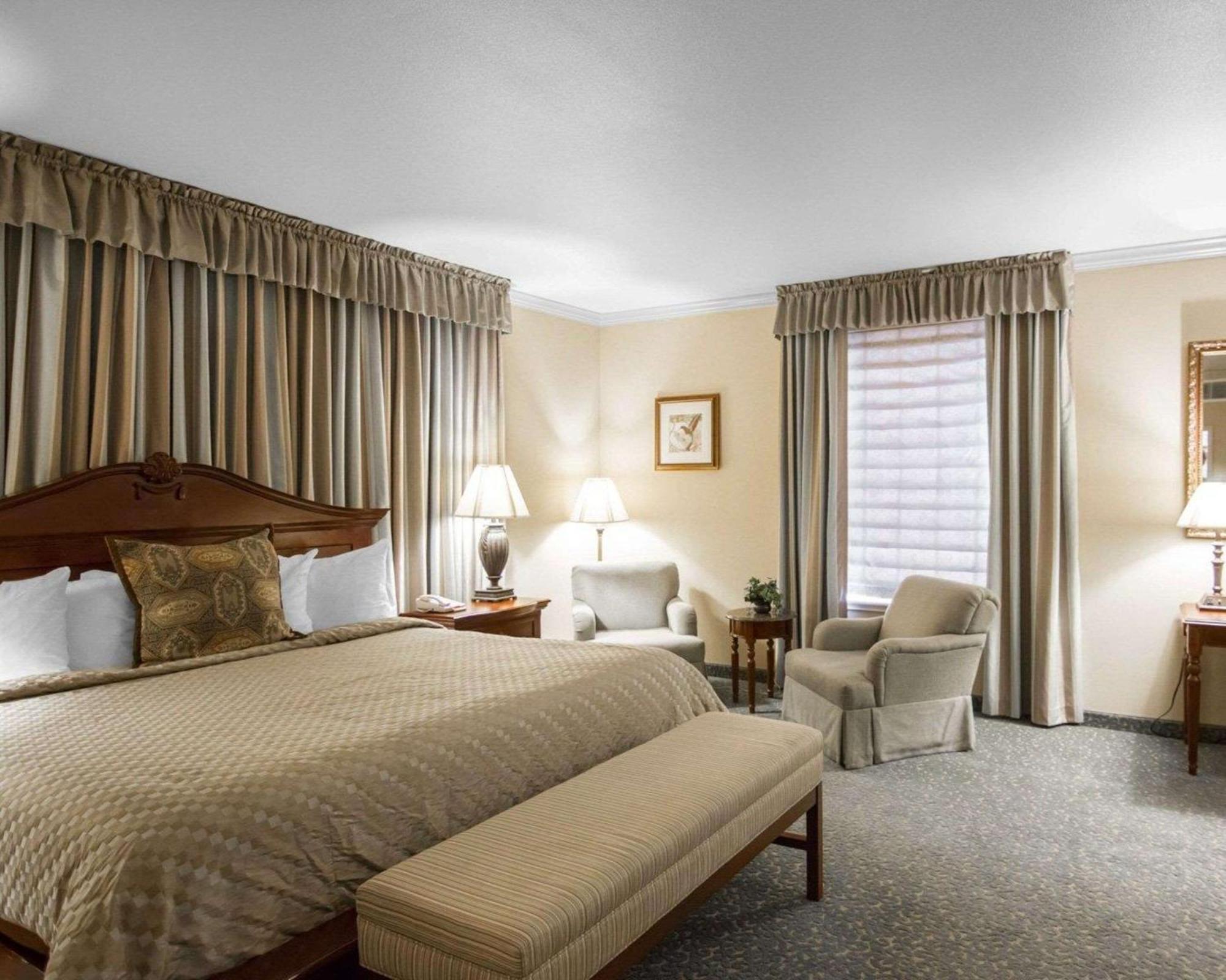 Liberty Hotel, Ascend Hotel Collection Cleburne Esterno foto