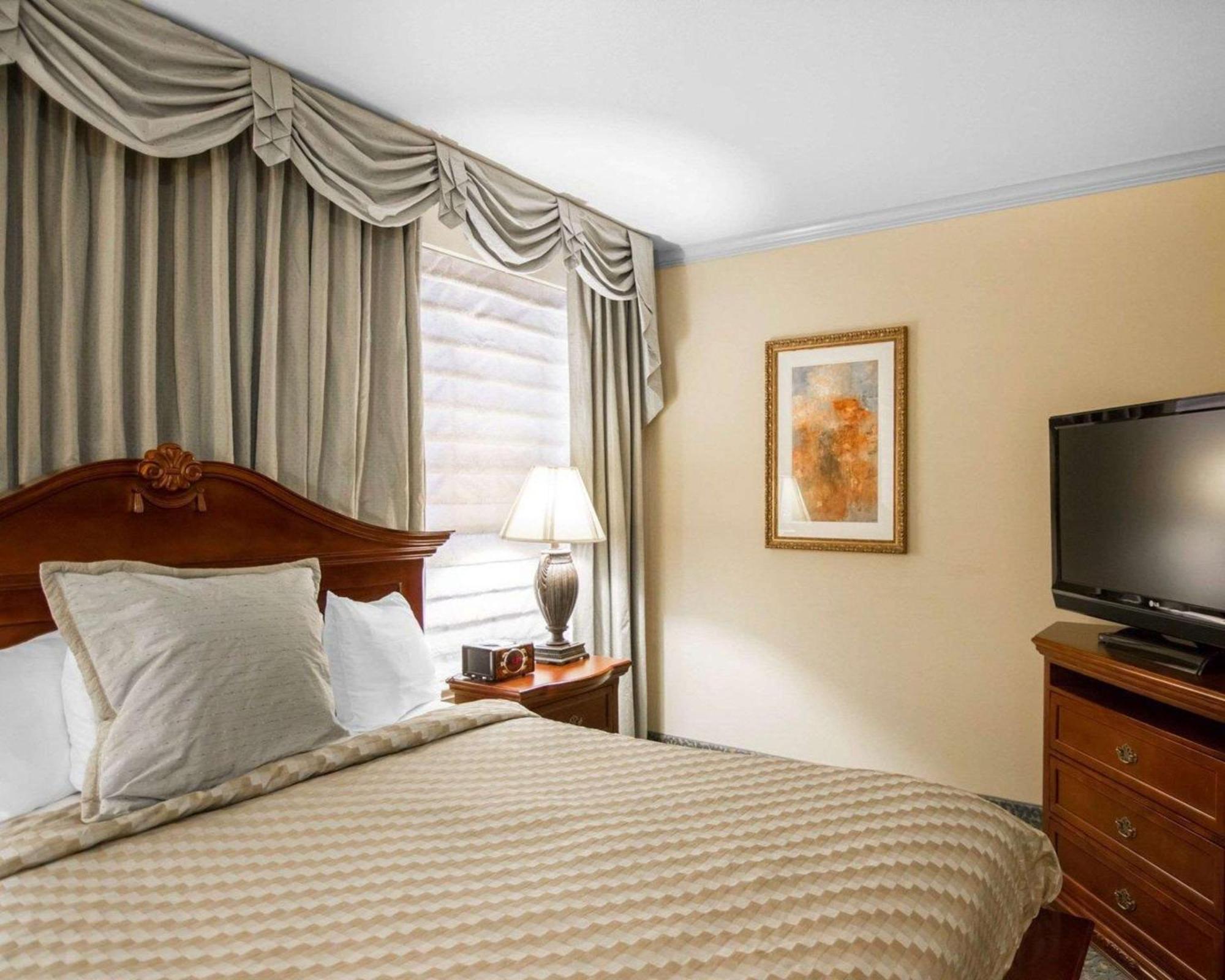 Liberty Hotel, Ascend Hotel Collection Cleburne Esterno foto
