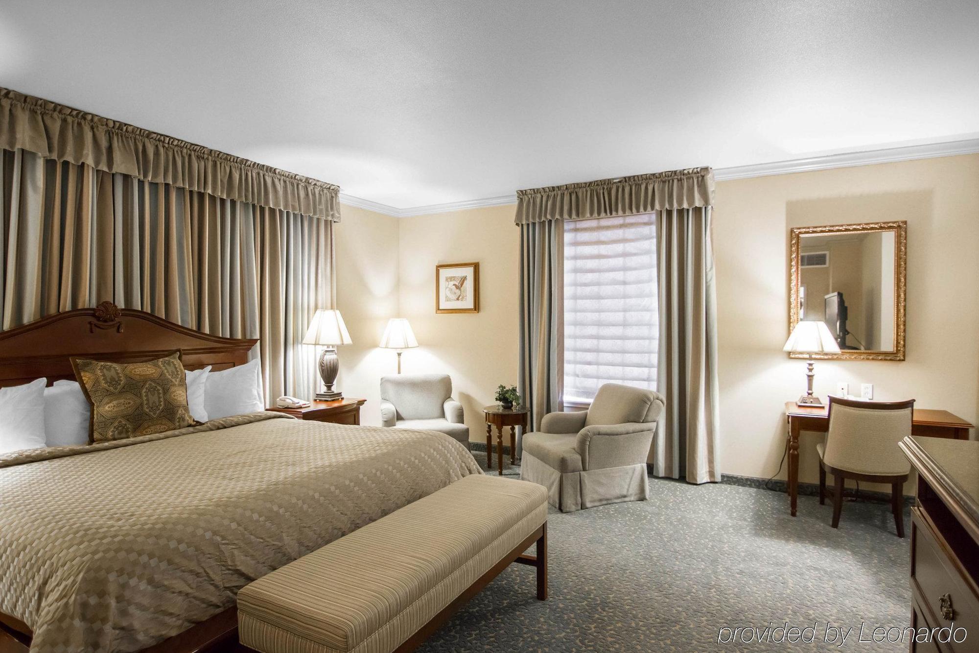 Liberty Hotel, Ascend Hotel Collection Cleburne Esterno foto
