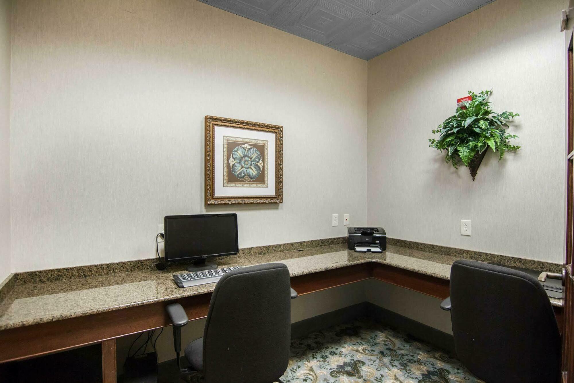 Liberty Hotel, Ascend Hotel Collection Cleburne Esterno foto